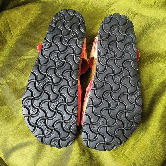 Birki's Red Hibiscus Sandals with Buckles for Girls - Picture 7 of 8